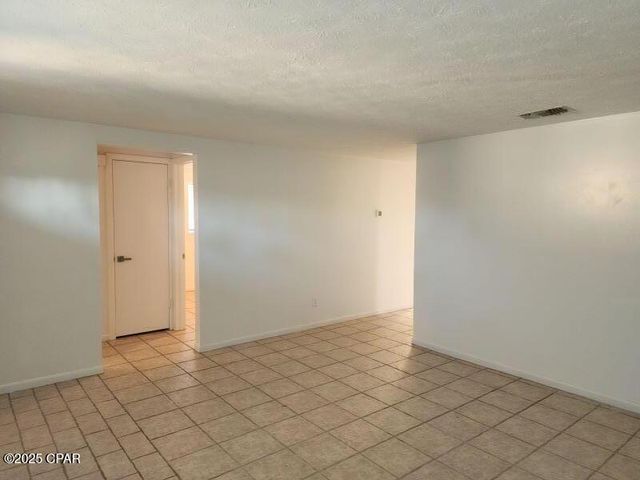 412 W 26th Street, Lynn Haven, FL 32444