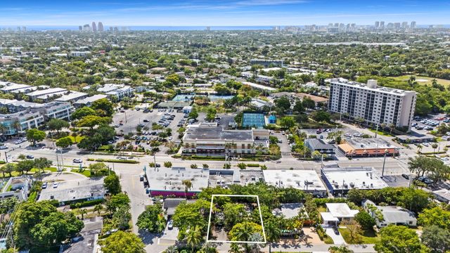 2020 NE 4th Avenue 2, Wilton Manors, FL 33305