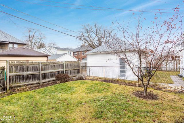 1125 Maryland Street, Grosse Pointe Park, MI 48230