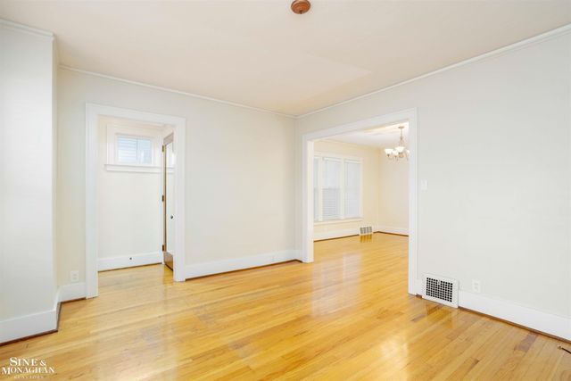 1125 Maryland Street, Grosse Pointe Park, MI 48230