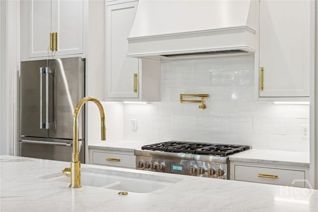 13 Magnolia Lane, Richmond Hill, GA 31324