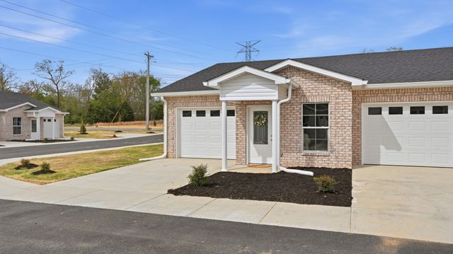 741 Kings Ln Apt A2, Tullahoma, TN 37388