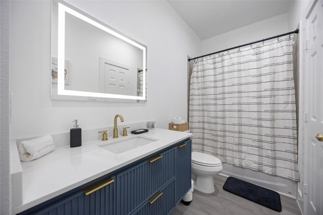 2330 Wavell Street, Houston, TX 77088