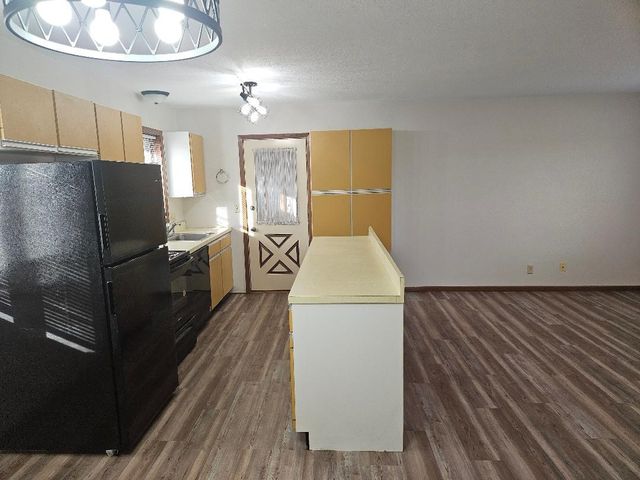 1604 13th Avenue, Belle Plaine, IA 52208