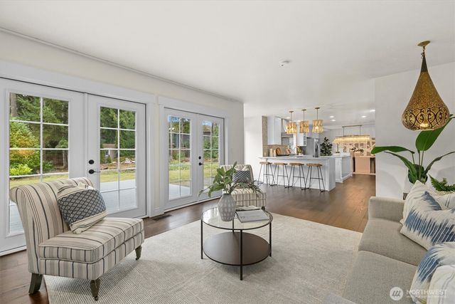 2412 237th Court NE, Sammamish, WA 98074