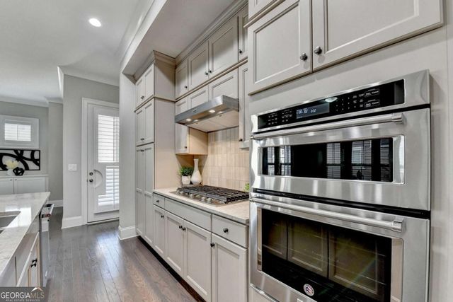 4116 Stourbridge Common Circle, Milton, GA 30004