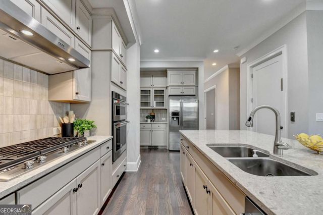 4116 Stourbridge Common Circle, Milton, GA 30004