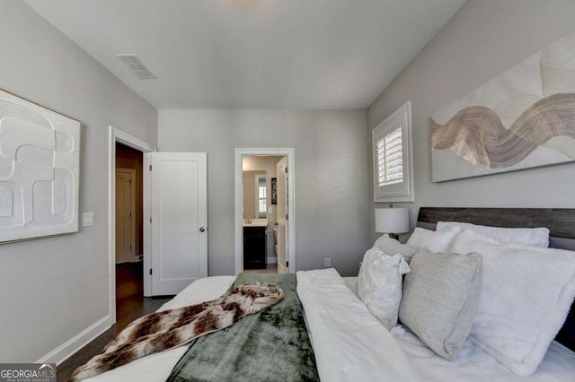 4116 Stourbridge Common Circle, Milton, GA 30004