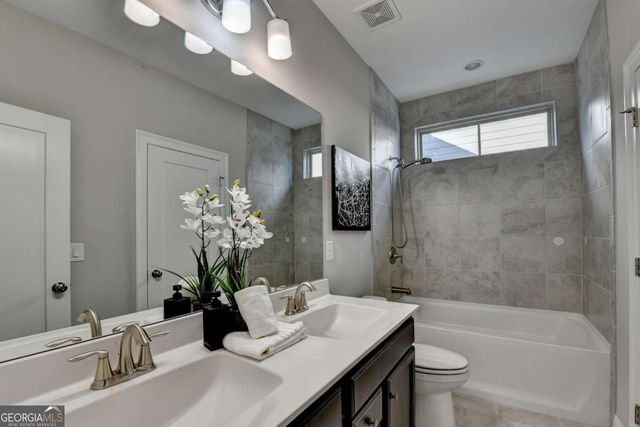 4116 Stourbridge Common Circle, Milton, GA 30004