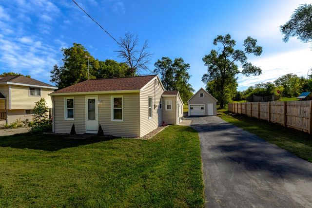 2831 Cozy Acres ROAD, Mount Pleasant, WI 53406