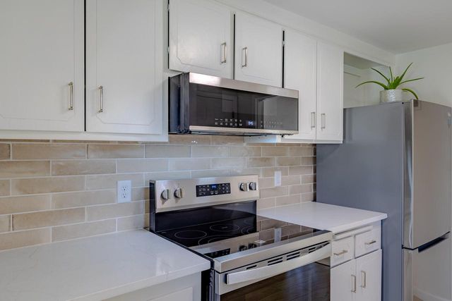 2831 Cozy Acres ROAD, Mount Pleasant, WI 53406