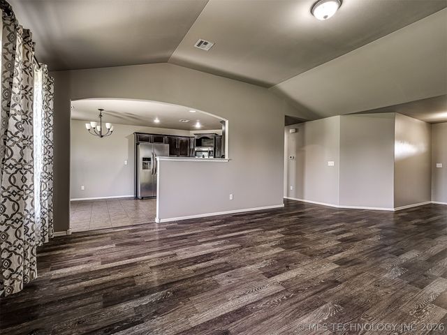 5821 E 135th Place North, Collinsville, OK 74021