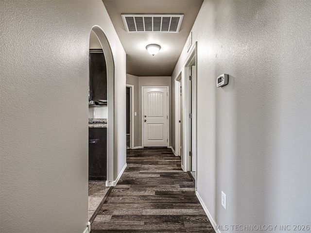 5821 E 135th Place North, Collinsville, OK 74021