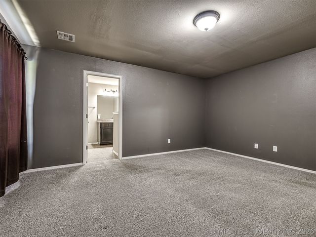 5821 E 135th Place North, Collinsville, OK 74021