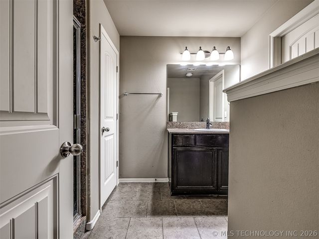 5821 E 135th Place North, Collinsville, OK 74021