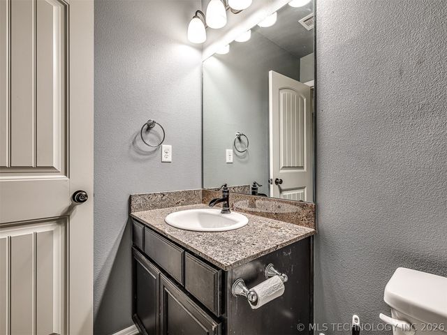 5821 E 135th Place North, Collinsville, OK 74021