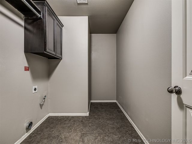 5821 E 135th Place North, Collinsville, OK 74021