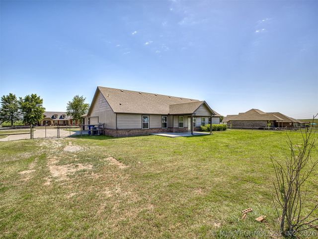 5821 E 135th Place North, Collinsville, OK 74021