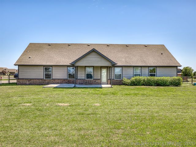 5821 E 135th Place North, Collinsville, OK 74021
