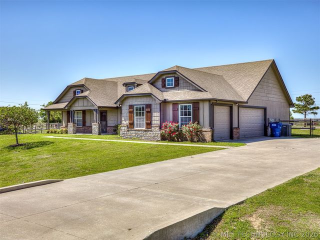5821 E 135th Place North, Collinsville, OK 74021