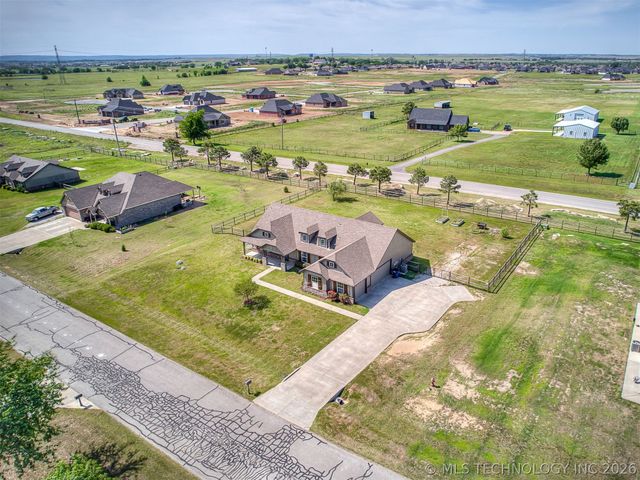 5821 E 135th Place North, Collinsville, OK 74021