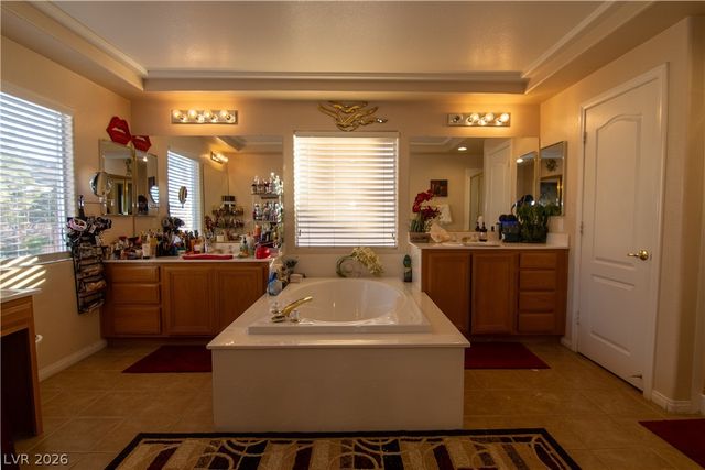 394 Gatlinburg Court, Henderson, NV 89012