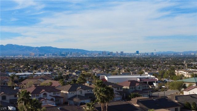 394 Gatlinburg Court, Henderson, NV 89012
