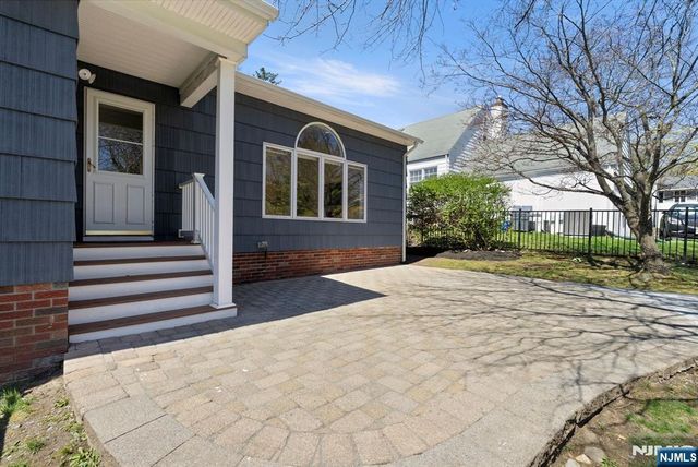 519 Summit Street, Ridgewood, NJ 07450