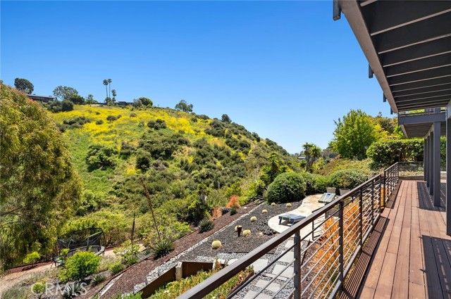 1435 Cerritos Drive, Laguna Beach, CA 92651