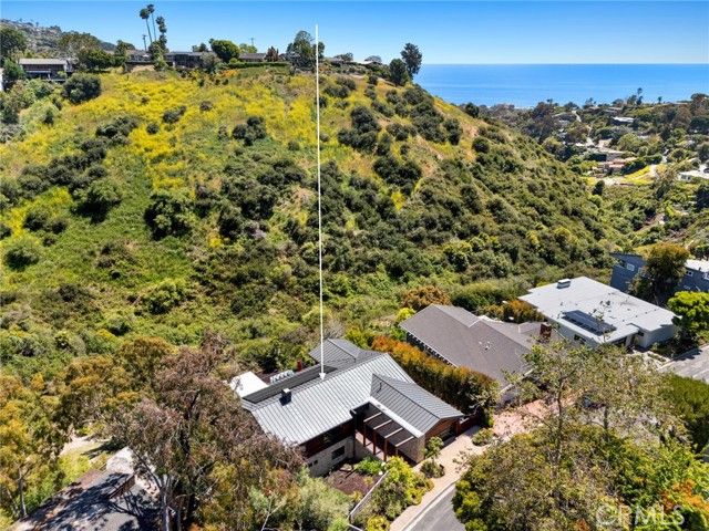 1435 Cerritos Drive, Laguna Beach, CA 92651
