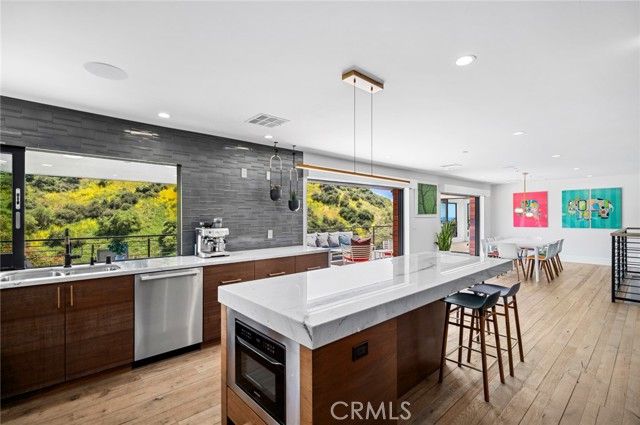 1435 Cerritos Drive, Laguna Beach, CA 92651