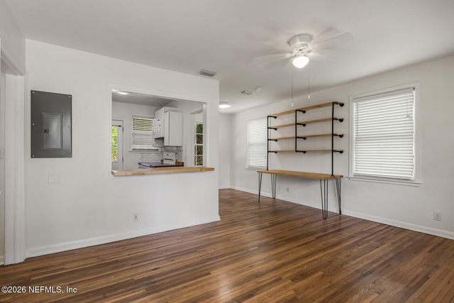 2854 STANWOOD Avenue, Jacksonville, FL 32207