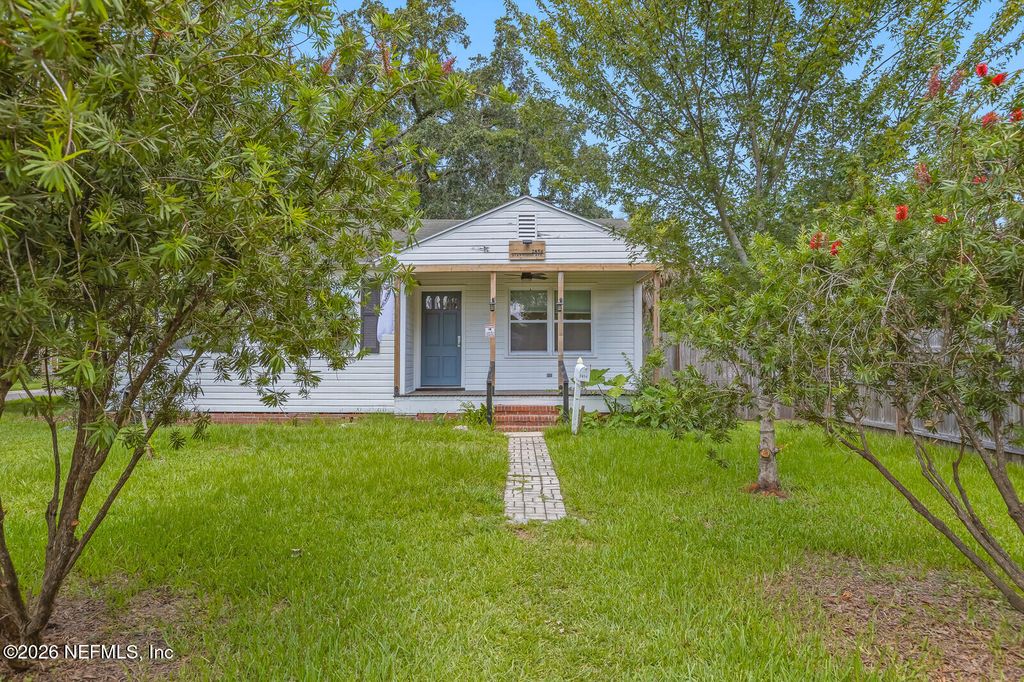 2854 STANWOOD Avenue, Jacksonville, FL 32207