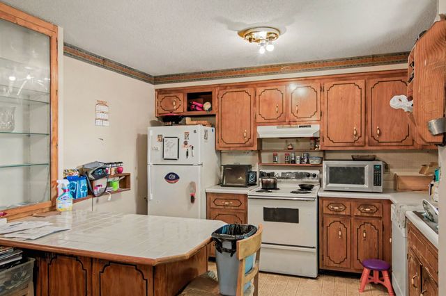 313 Southern Dr, Clarksville, TN 37042