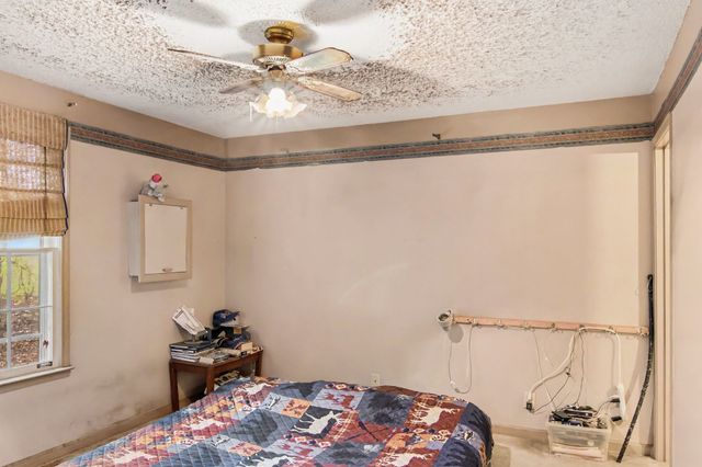 313 Southern Dr, Clarksville, TN 37042