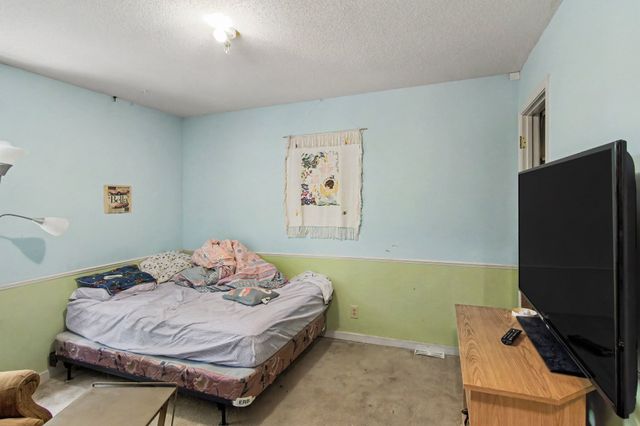 313 Southern Dr, Clarksville, TN 37042