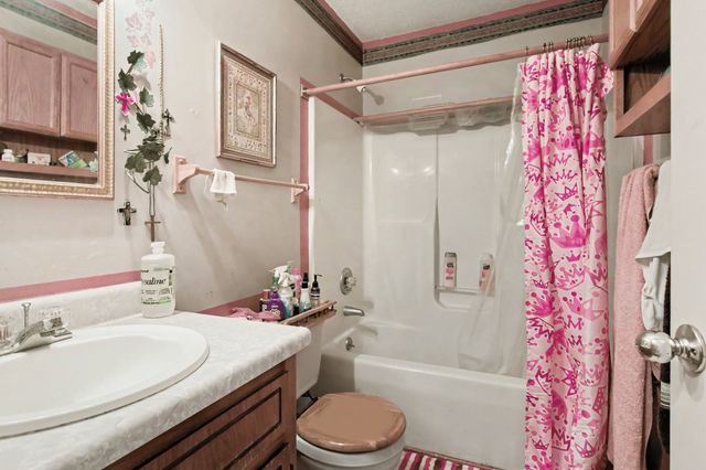 313 Southern Dr, Clarksville, TN 37042