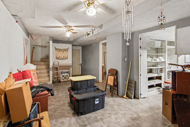 313 Southern Dr, Clarksville, TN 37042