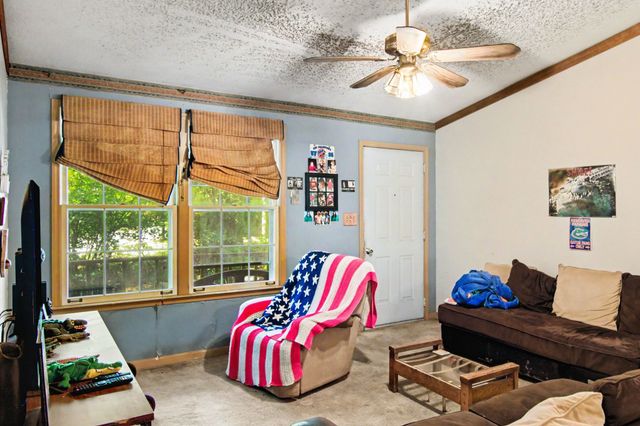 313 Southern Dr, Clarksville, TN 37042