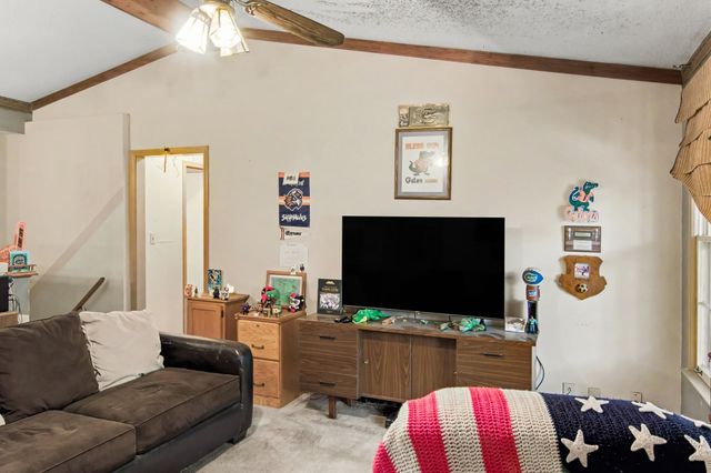 313 Southern Dr, Clarksville, TN 37042