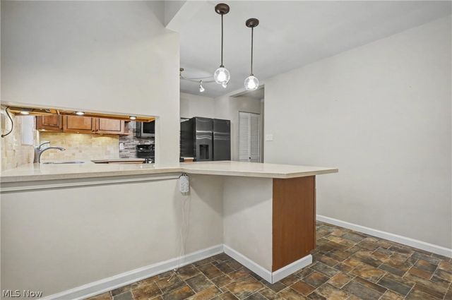 674 Upper Merriman Drive, Akron, OH 44303