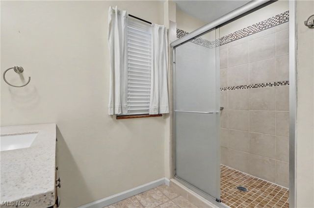 674 Upper Merriman Drive, Akron, OH 44303