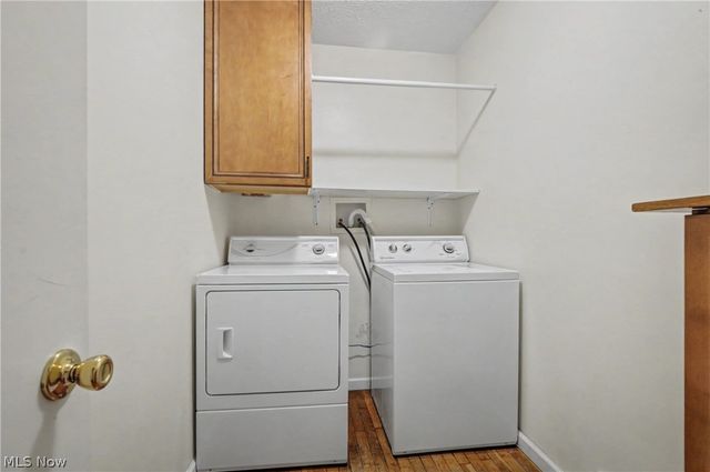 674 Upper Merriman Drive, Akron, OH 44303