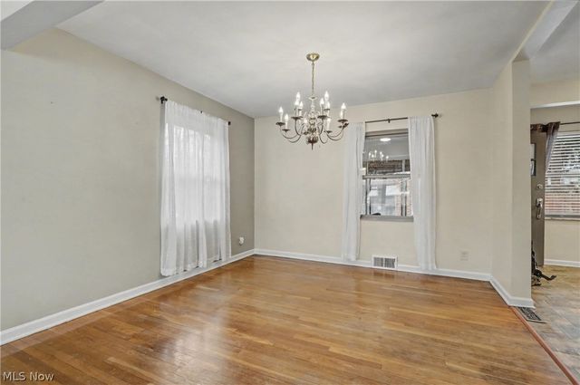 674 Upper Merriman Drive, Akron, OH 44303