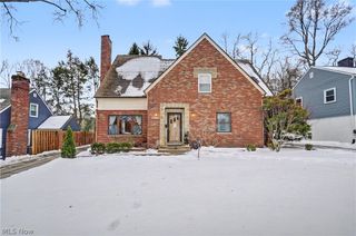 674 Upper Merriman Drive, Akron, OH 44303