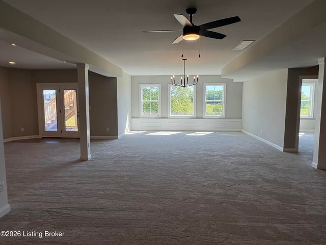 17915 Shakes Creek Dr, Fisherville, KY 40023