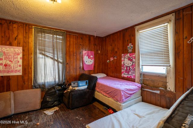 206 Pinecrest Drive, Warsaw, NC 28398