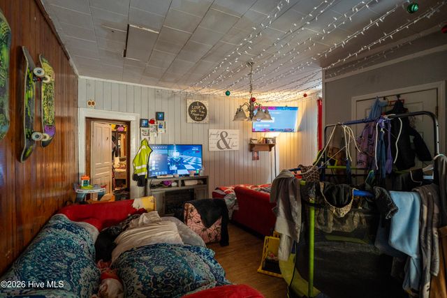 206 Pinecrest Drive, Warsaw, NC 28398