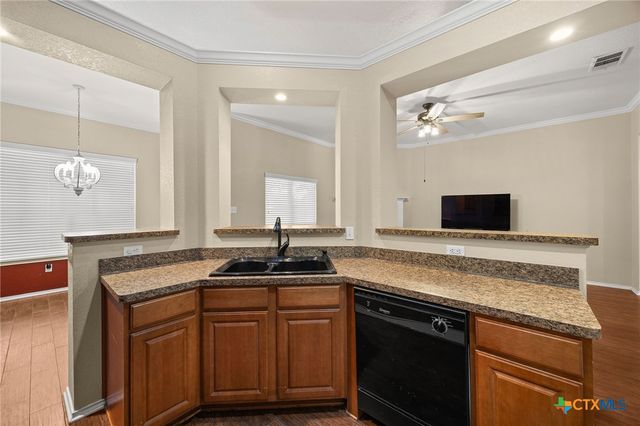 910 Neuberry Cliffe, Temple, TX 76502