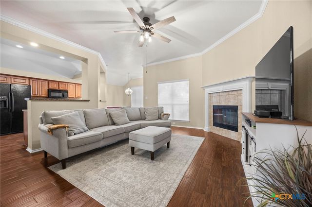 910 Neuberry Cliffe, Temple, TX 76502